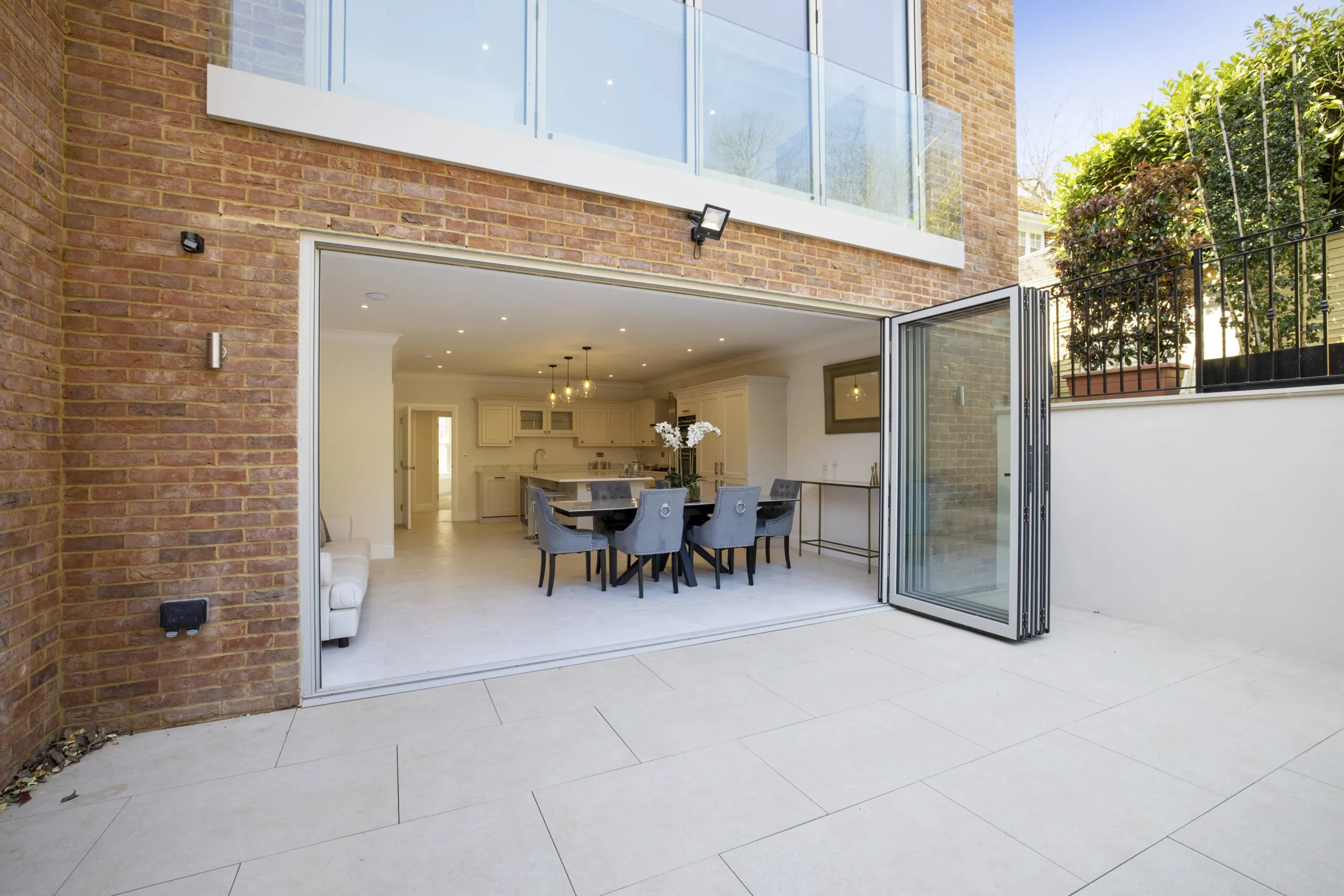 1 Belmont Court, Sandy Lane 76